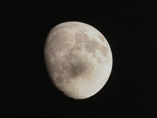 waxing gibbous